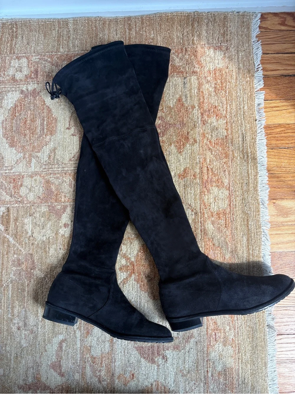 Stuart Weitzman 